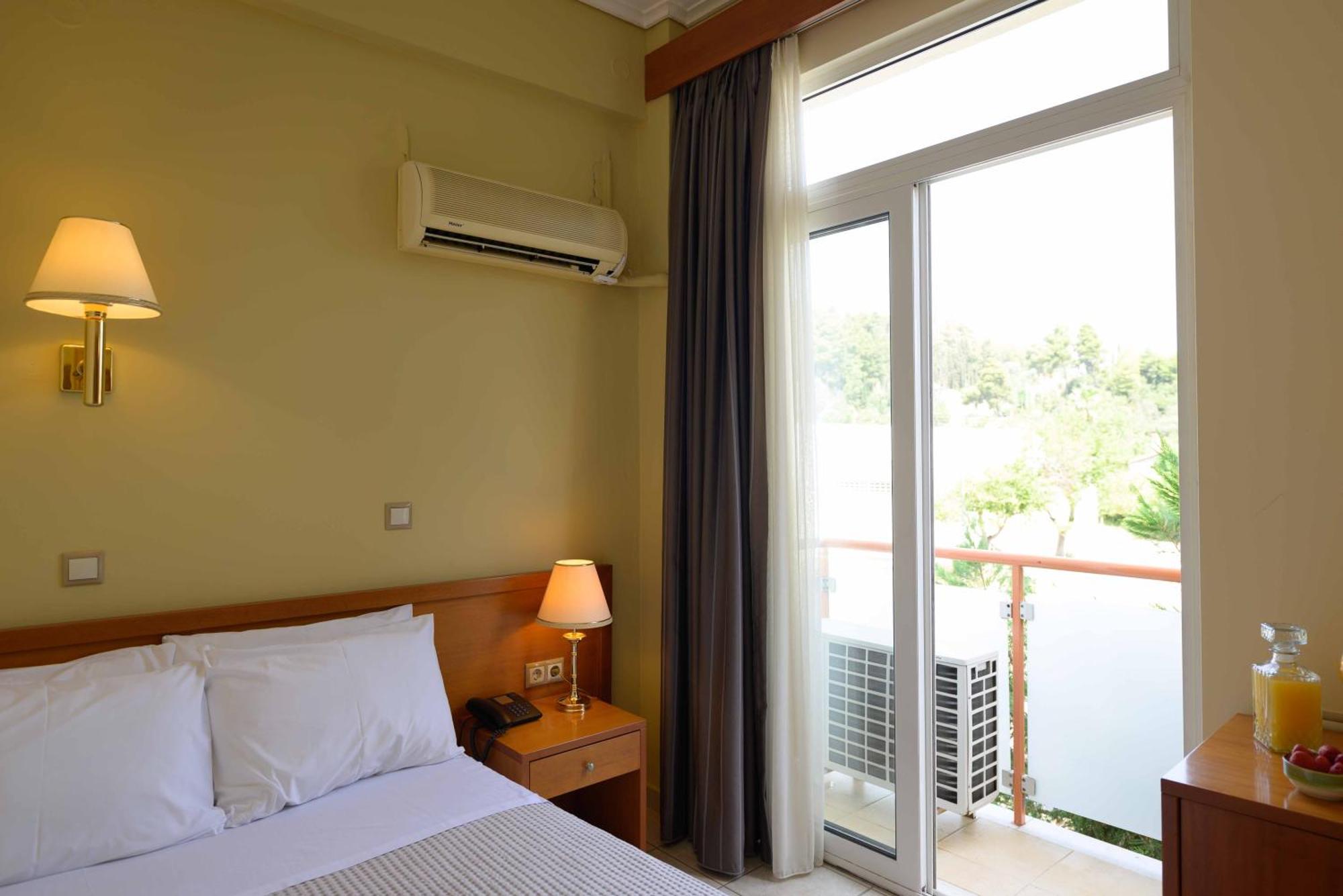 Neda Hotel Ancient Olympia Ngoại thất bức ảnh