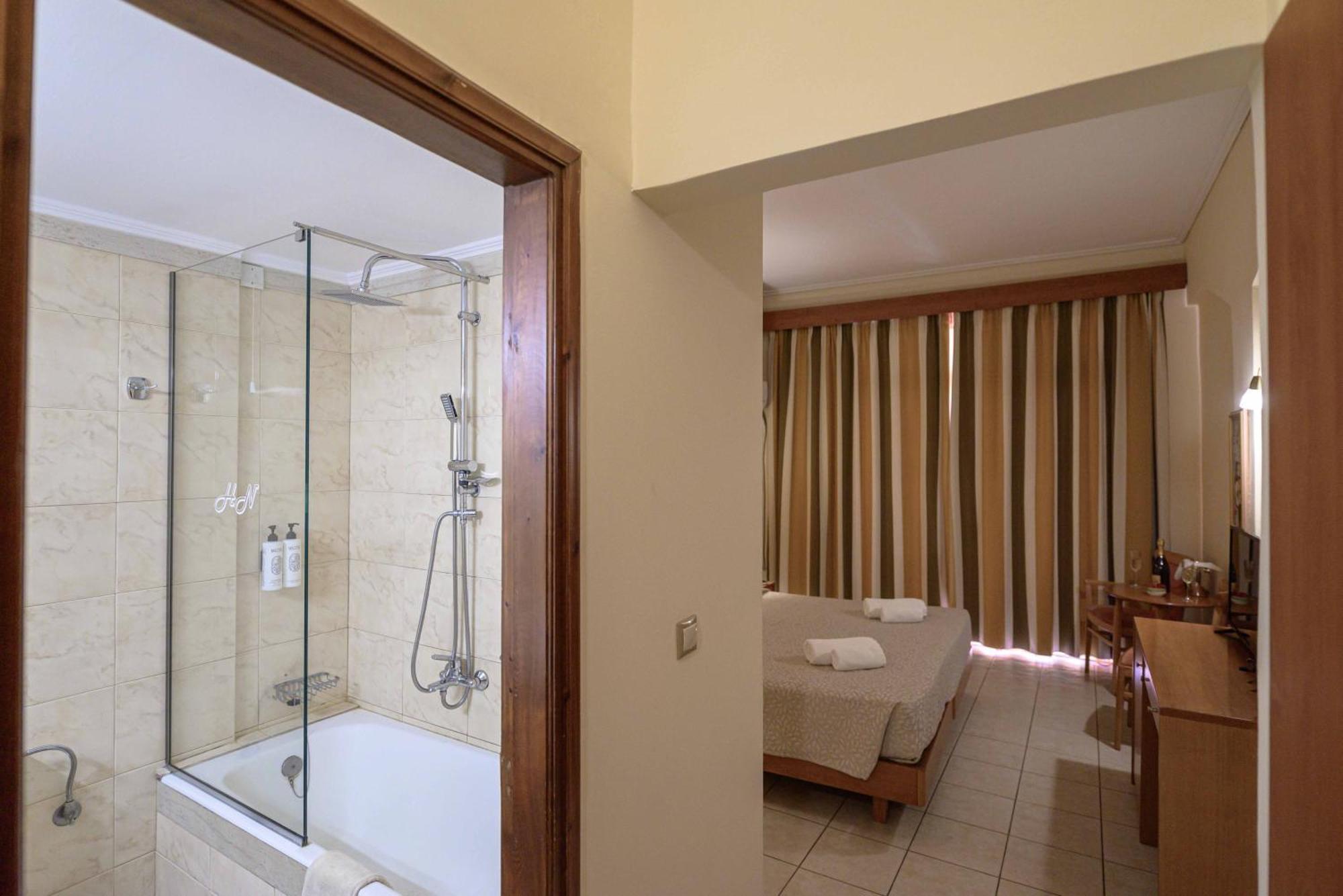 Neda Hotel Ancient Olympia Ngoại thất bức ảnh