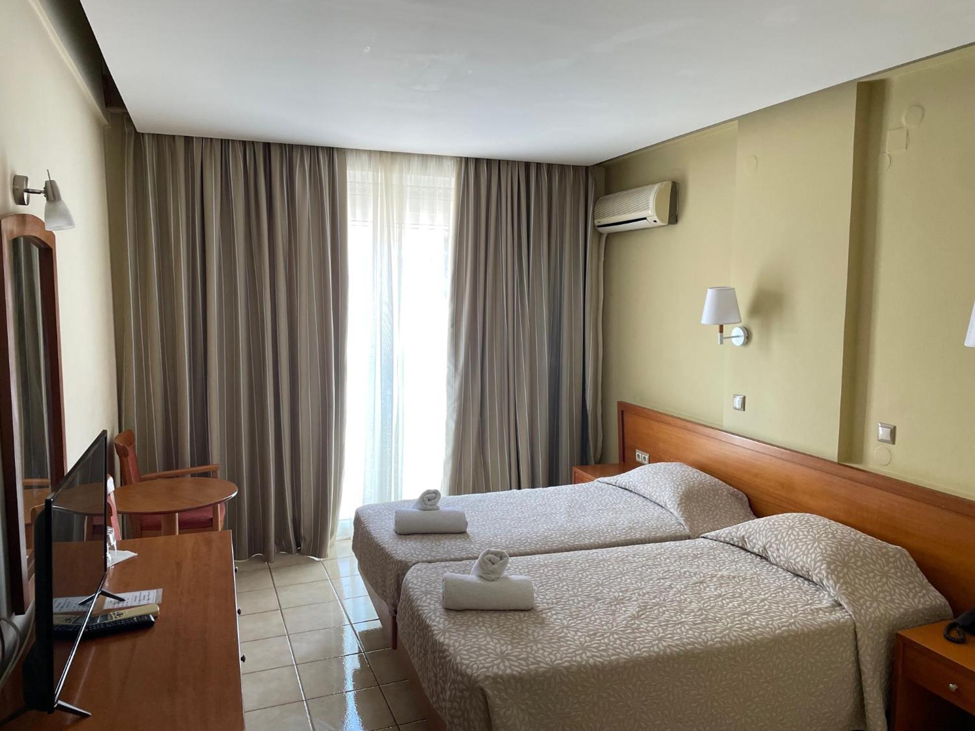 Neda Hotel Ancient Olympia Ngoại thất bức ảnh